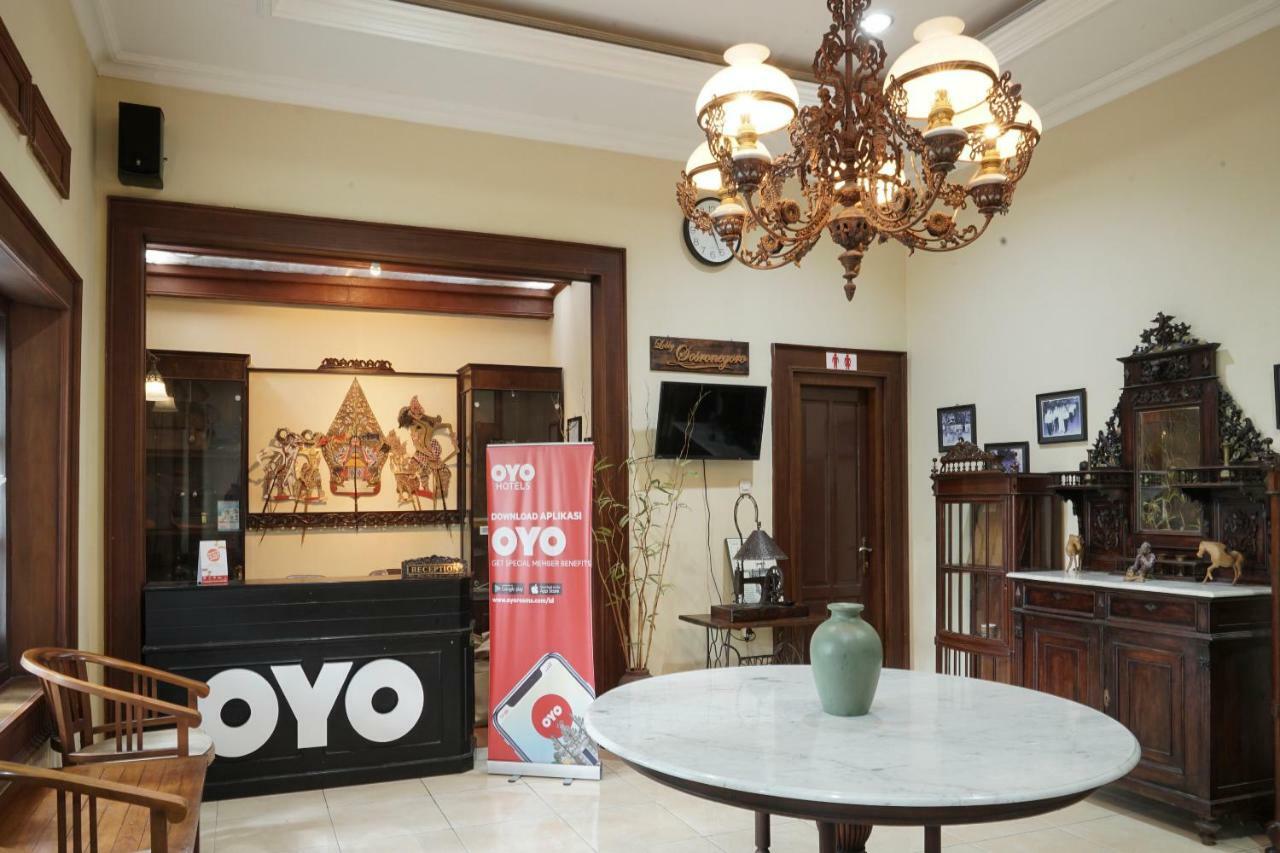 OYO 804 Ndalem Maharani Guest House Yogyakarta Bagian luar foto